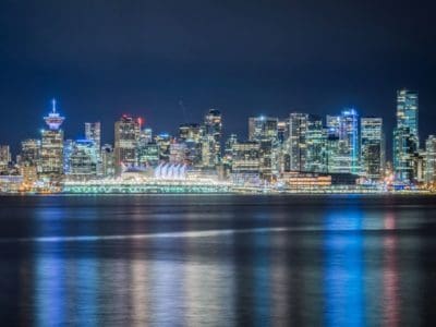 the city of Vancouver skyline at night